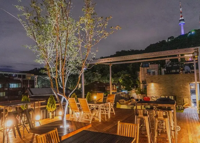 Myeongdong Artmonstay 首爾