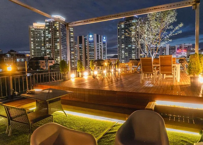 Myeongdong Artmonstay 招待所 3*