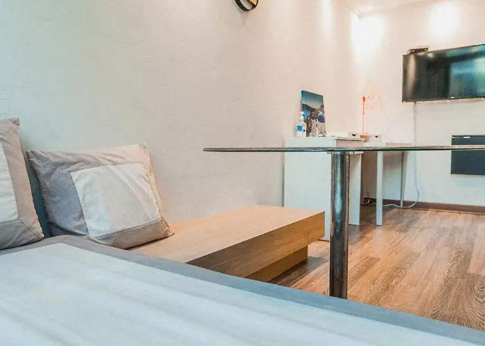 Myeongdong Artmonstay