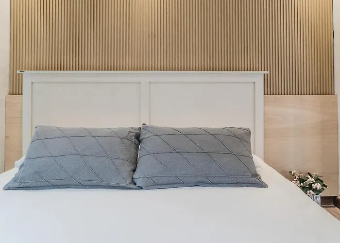 Myeongdong Artmonstay