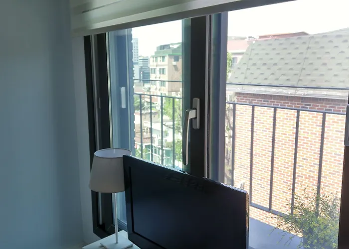 Myeongdong Artmonstay 招待所 首爾