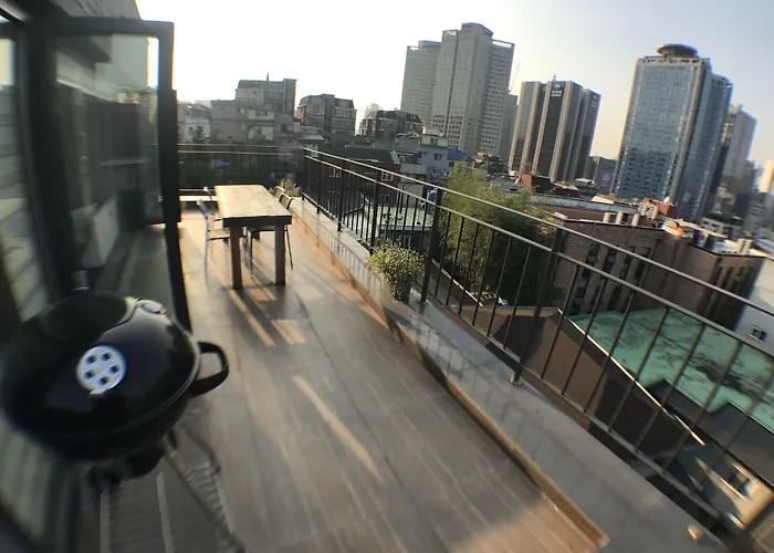 Myeongdong Artmonstay 招待所