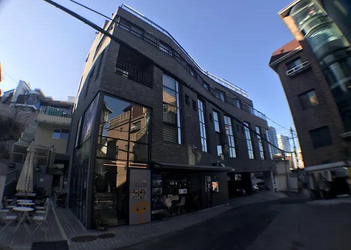Myeongdong Artmonstay 3* 首爾