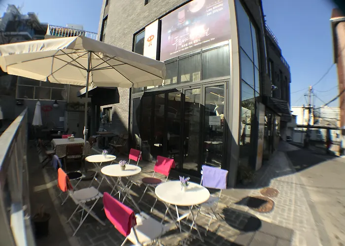 Myeongdong Artmonstay 招待所
