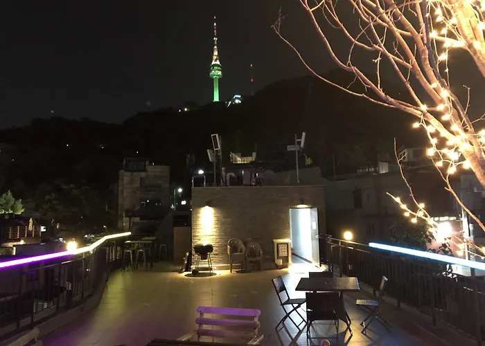 招待所 Myeongdong Artmonstay